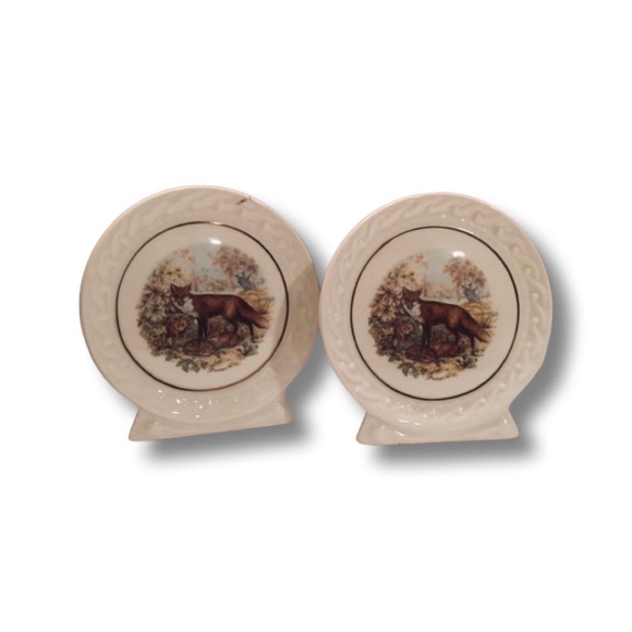 Unique Vintage Porcelain Standing Display Collectibles (2) Foxes